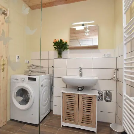 Lägenhet Individual And Charming - With Fireplace, Terrace And Garden *